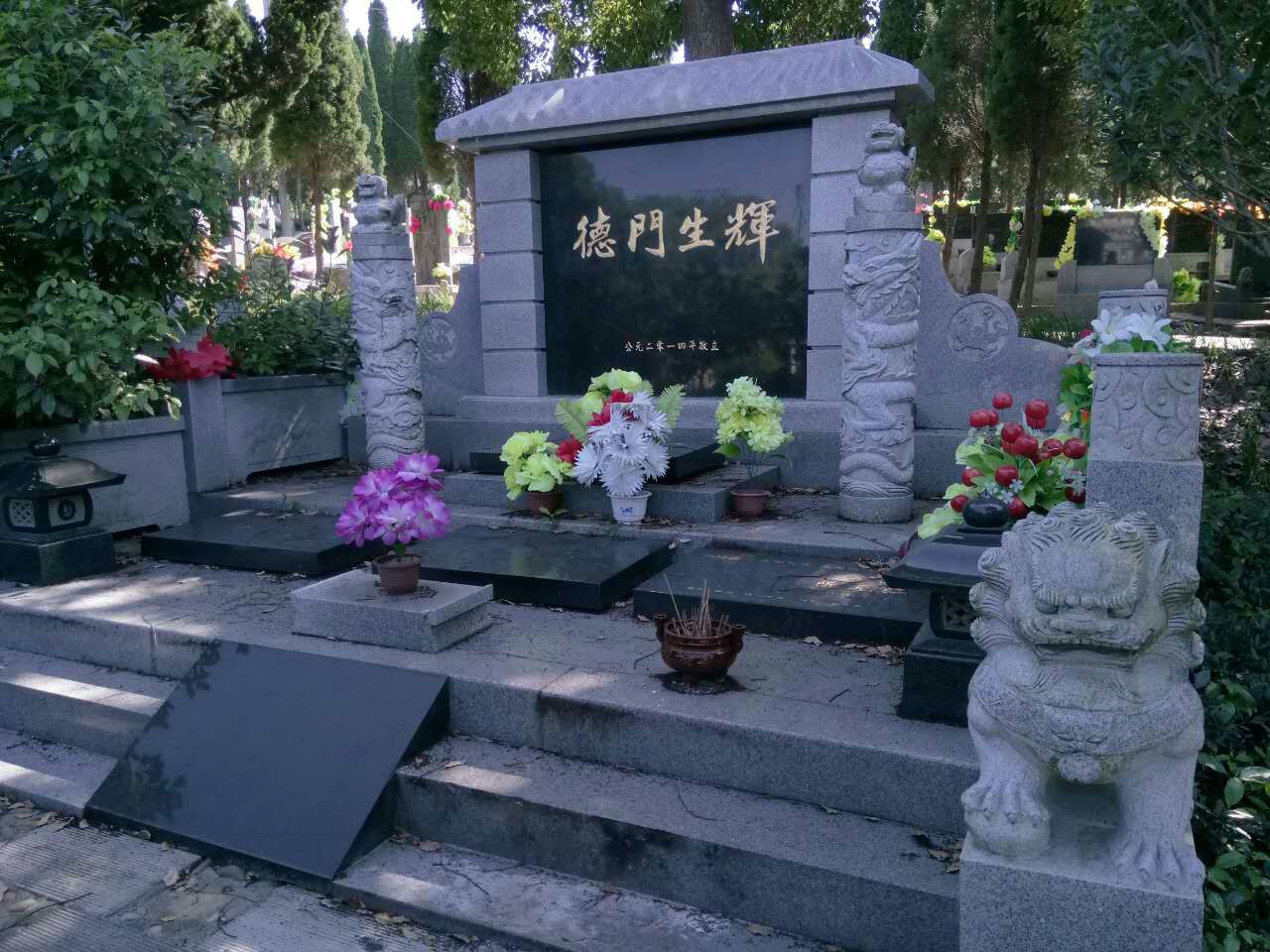 南陽墓碑批發(fā)